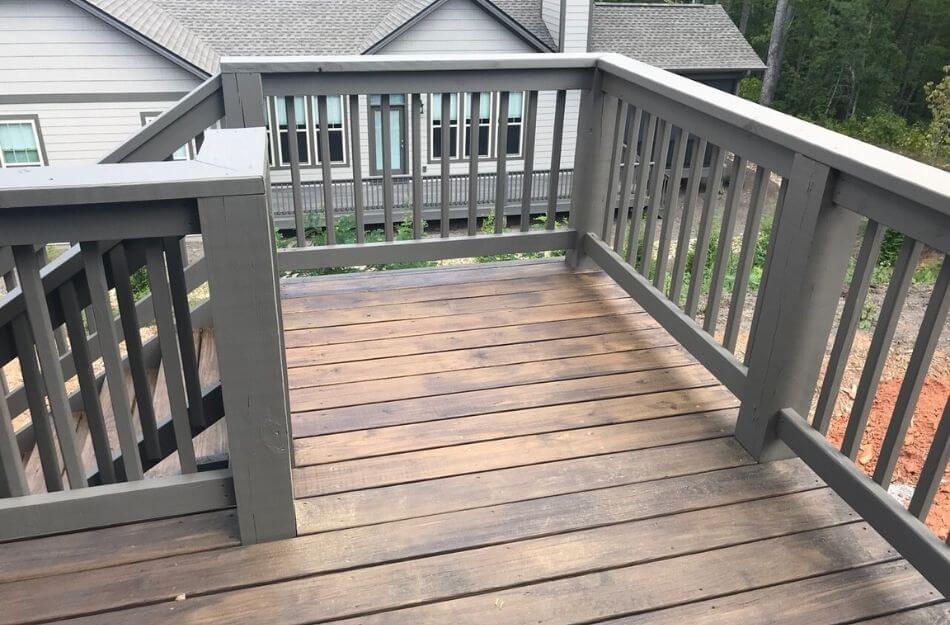 How to Use Cabot Deck Stain